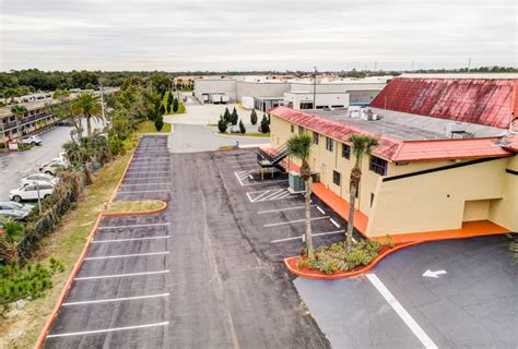 Location Details. Address. 2300 E IRLO BRONSON MEMORIAL HWY, 34744-5401, KISSIMMEE, US. Lat / Lng. 28.28217, -81.349296. 2300 E IRLO BRONSON MEMORIAL HWY is a service station located in KISSIMMEE area. This station includes a C-Store.